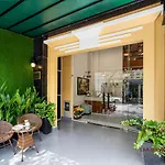 Lila Hotel & Apartments